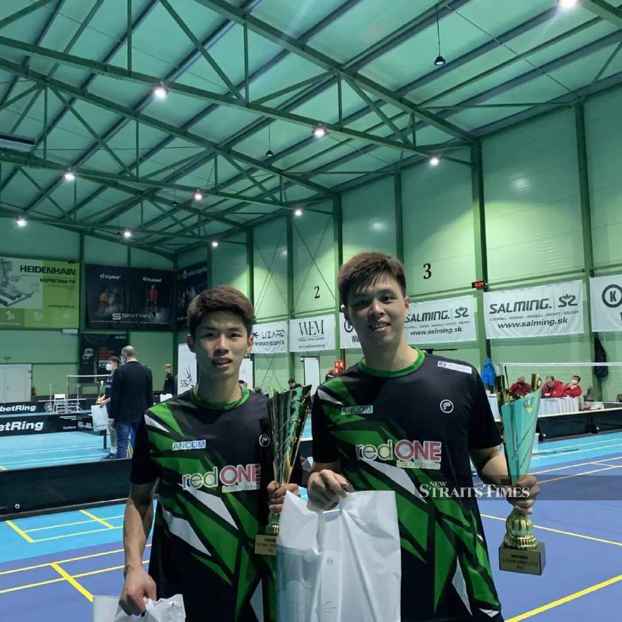 Boon Xin Yuan (left) and Wong Tien Ci savour their second victory in as many weeks after winning the Slovak Open on Saturday.