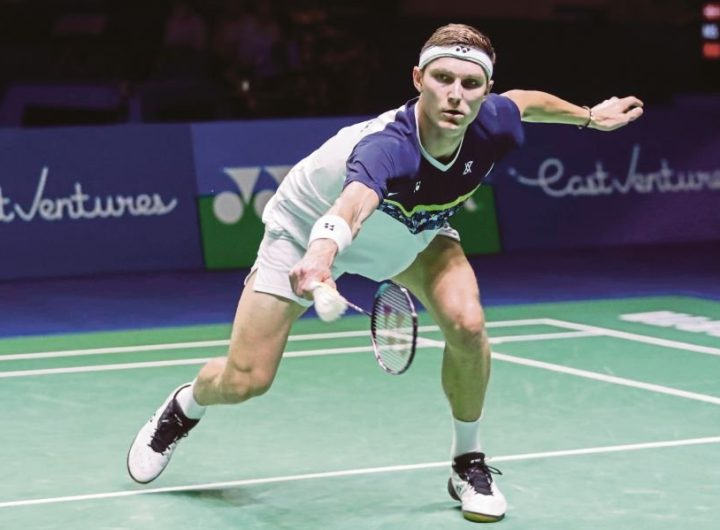 Viktor Axelsen playing against Zhao Jun Peng in the Indonesia Open final on Sunday.